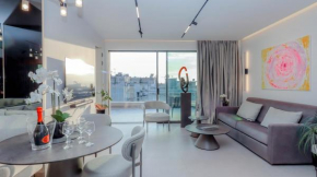 Luxury Penthouse 2 Rooms